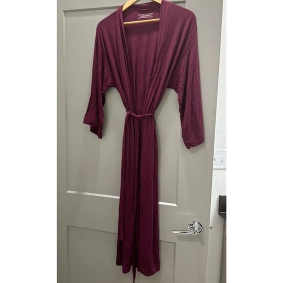 Victoria's Secret Plum Robe - Picture 1 of 5